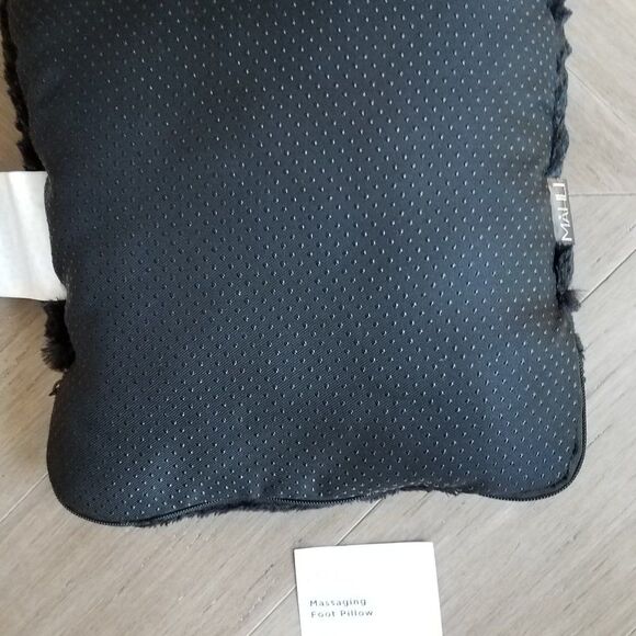 Massaging Foot Pillow - Picture 6 of 6